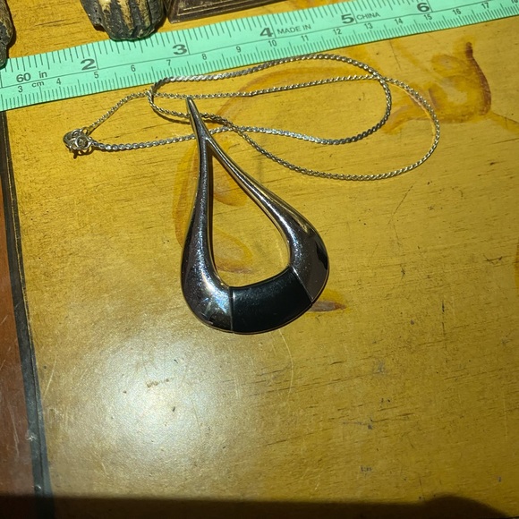 Vintage Coventry pendant with necklace - Picture 6 of 9